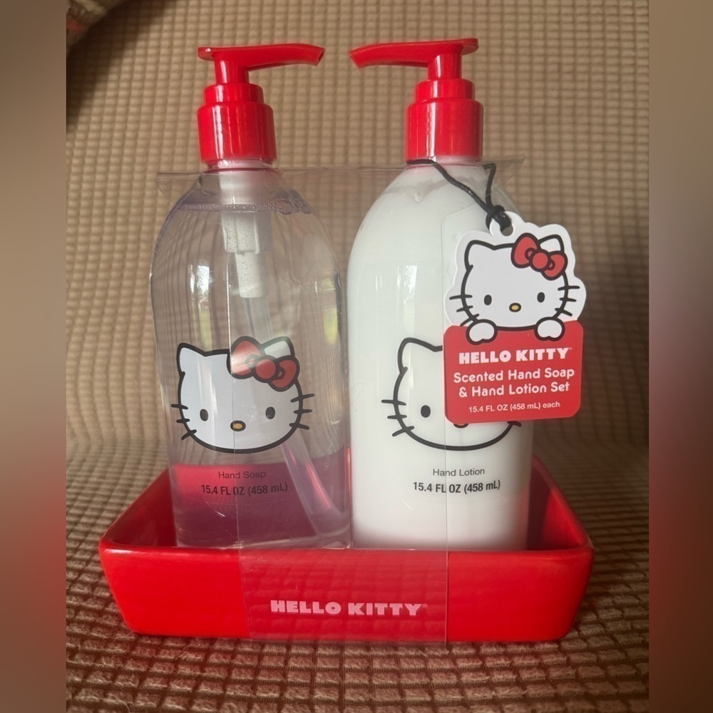 Hello Kitty Hand Lotion and Hand Soap Set